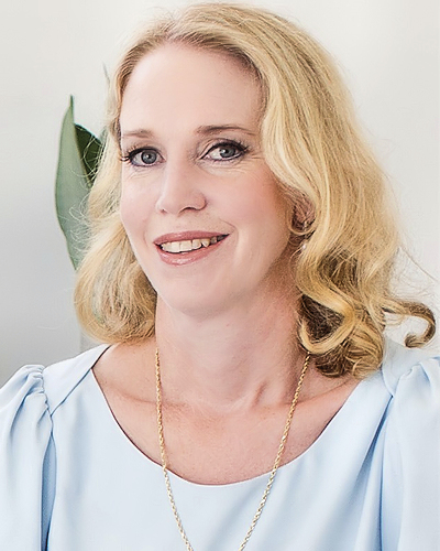 Michelle Capsanis Michelle Capsanis